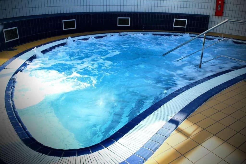 Le Cosy T2 Hypercentre ! Parking Inclus Et La Plage A 2 Min ! Les Sables-dʼOlonne Exterior foto